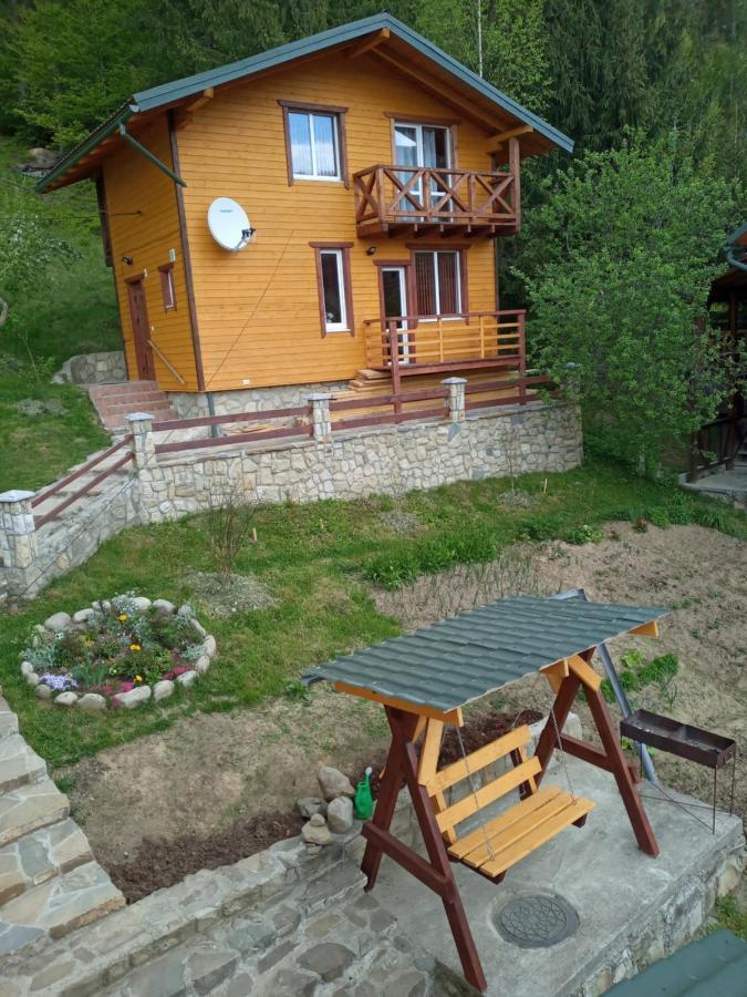 Смериковий Яремча Экстерьер фото